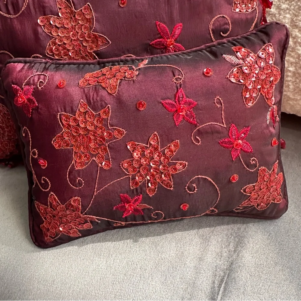 Vintage Burgundy Beaded Floral Pillow Set 2pc Boho Glam Decor 11” 6x8